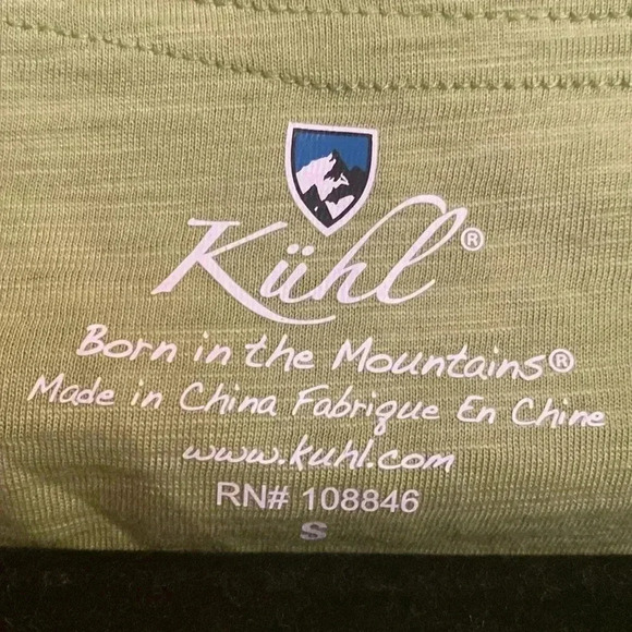 Kuhl womens Tshirt - small - green - short sleeve - vneck - buttons - like new - Picture 2 of 5